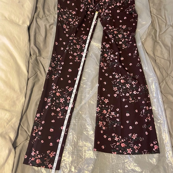 Pearl Floral Crepe Ruthie Pant - Picture 14 of 15